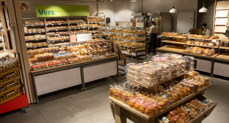 Plus de Weerd voert vernieuwingen door in huisstijl