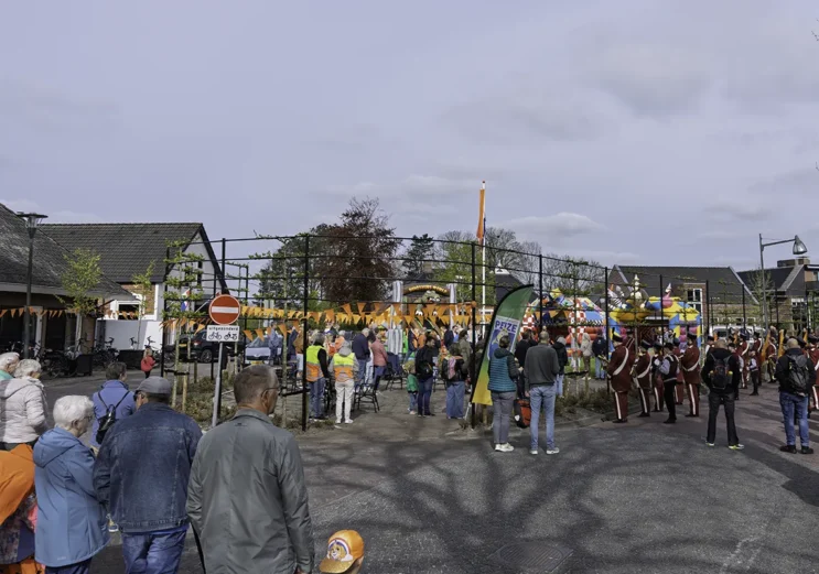 Peize viert Koningsdag op traditionele wijze